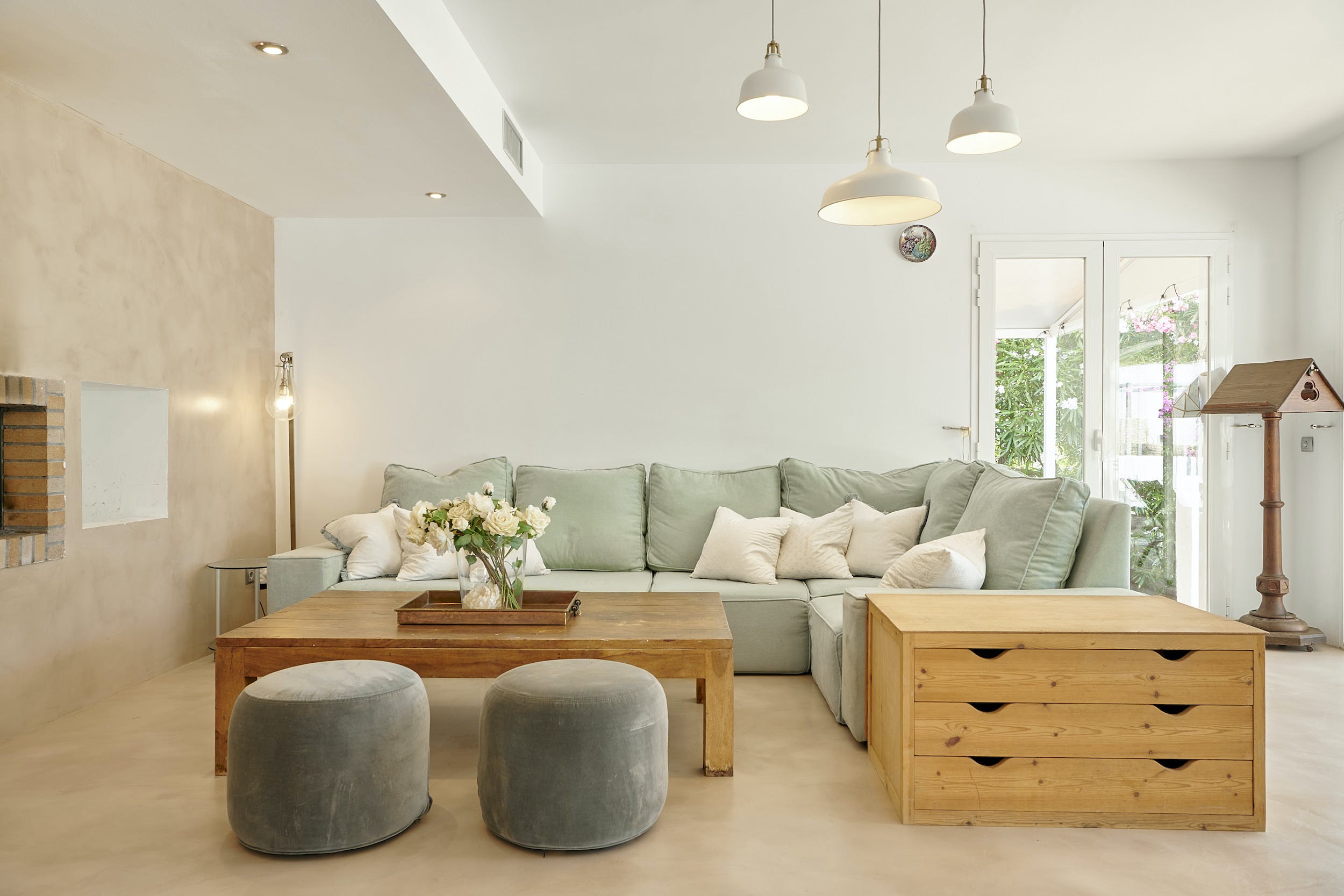 Resa Estates Ibiza for sale te koop Casa Rui Tourist license sta Eularia salon.jpg